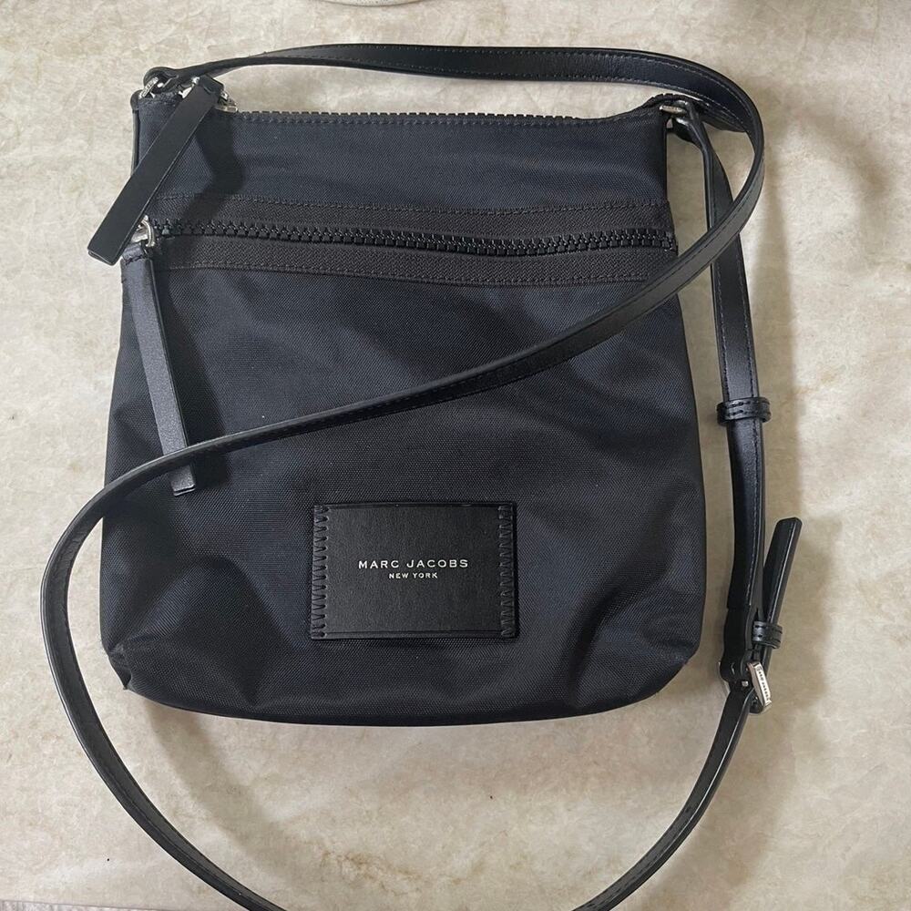 Marc Jacobs New York black Nylon crossbody - Picture 5 of 10